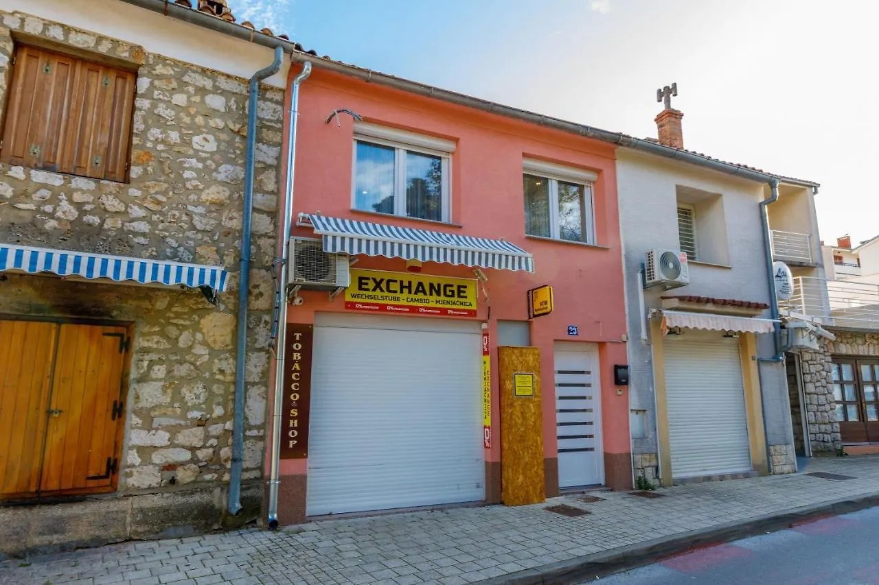 Apartment Edmond Selce